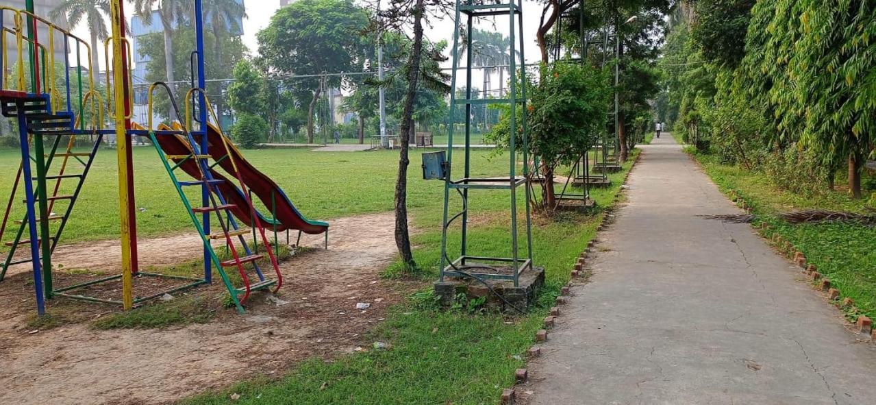 Homestay Comfort Villa Rāmpur Extérieur photo